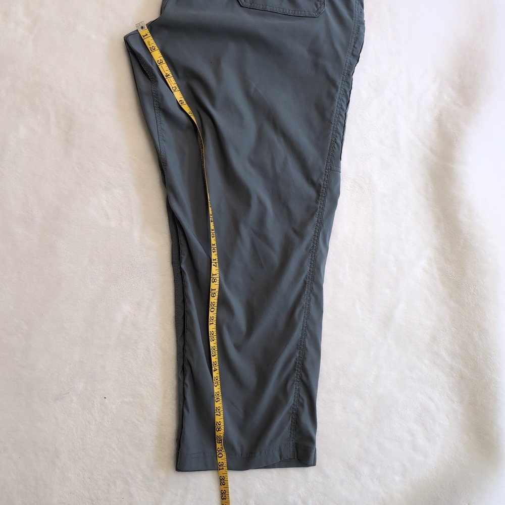 Duluth Trading Co Dry on the Fly Cargo Pants Mens 46x30 Gray Relaxed Fit Stretch - Picture 8 of 8